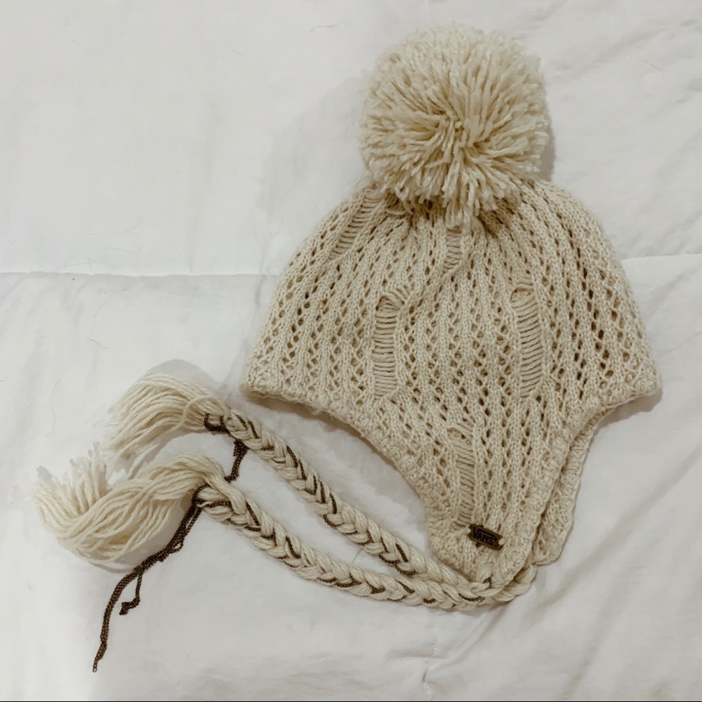 VANS puff ball beanie